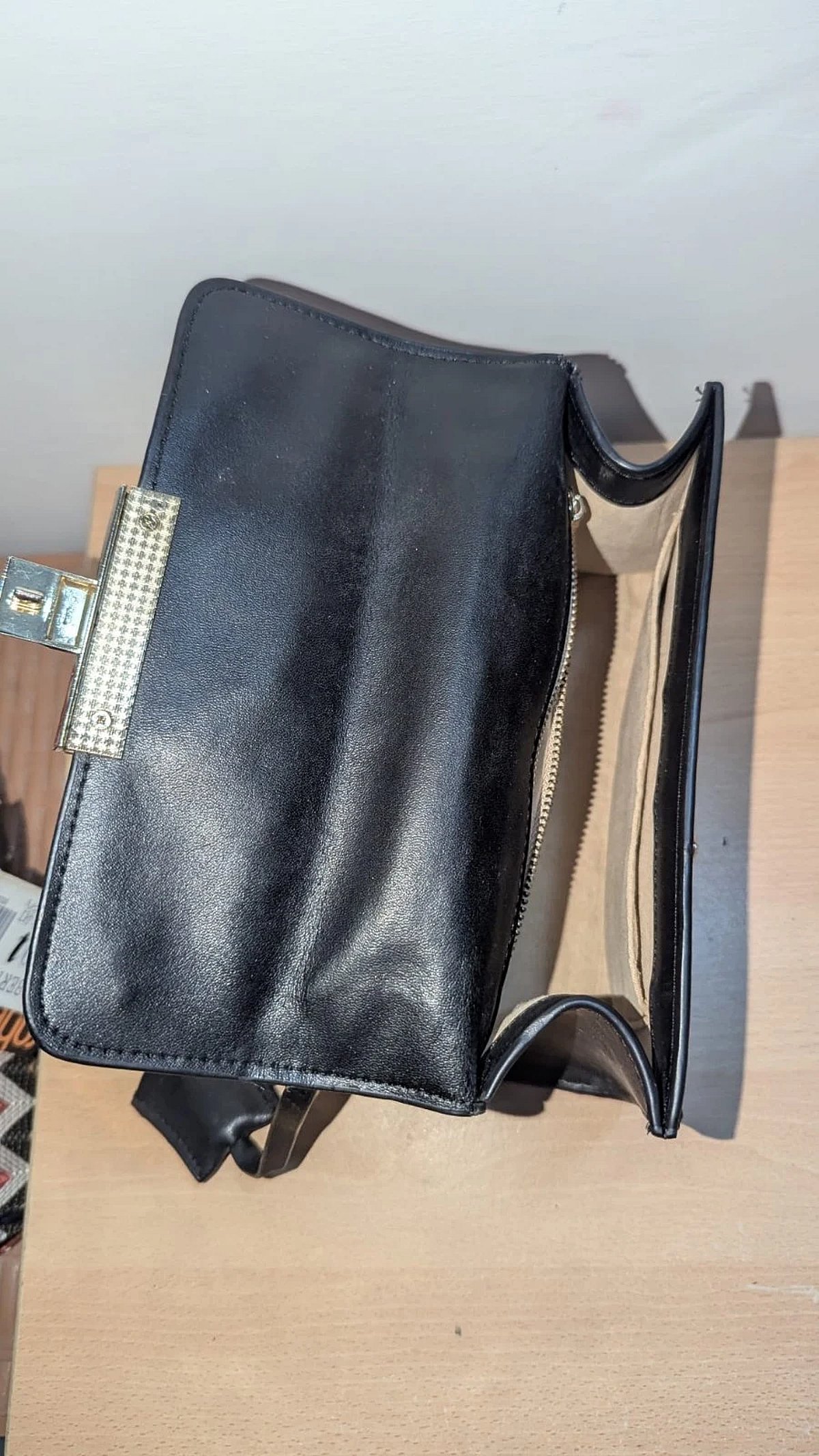 Black studded chain shoulder bag, photo 2