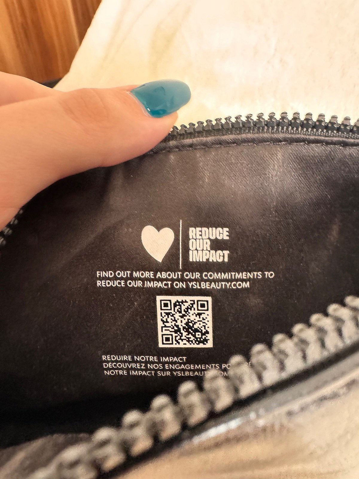 Yves Saint Laurent Black Pouch - photo 4