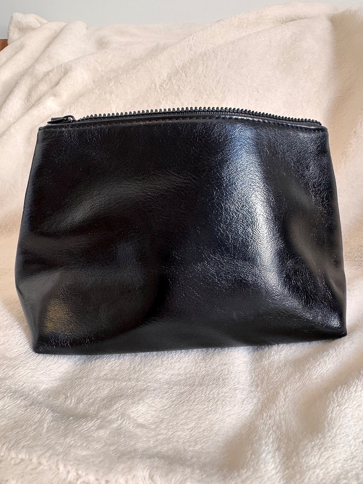 Yves Saint Laurent Black Pouch - photo 2