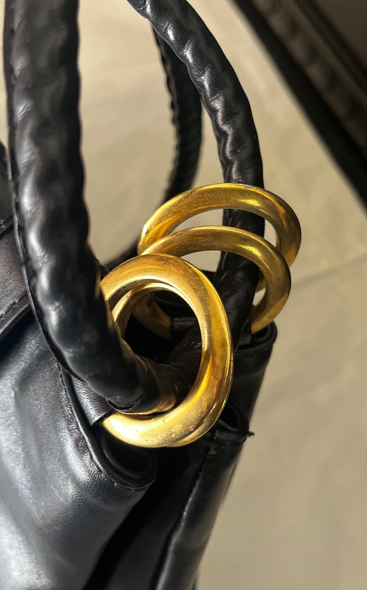 Bolso de hombro clásico de piel negra, foto 4