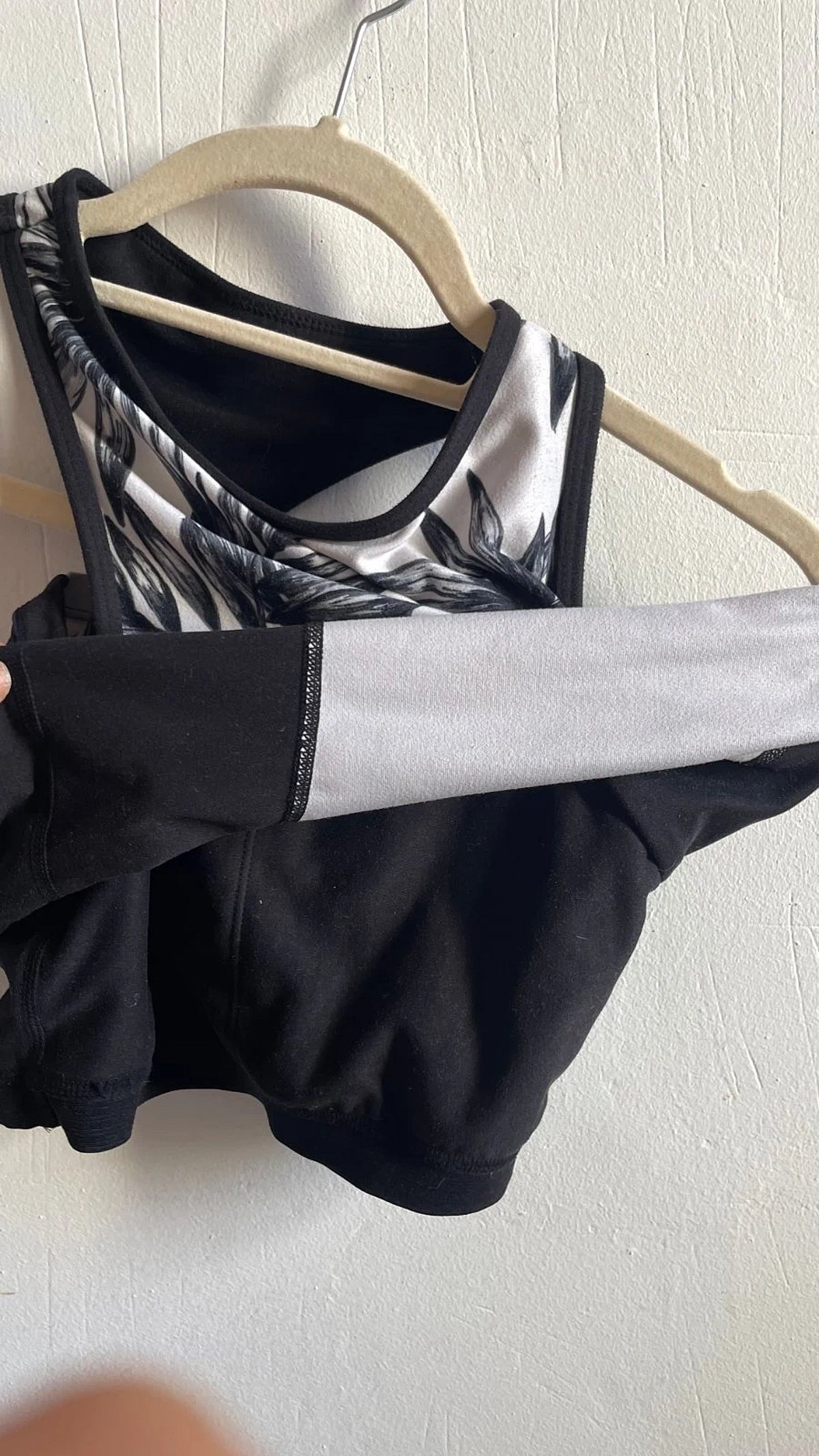 Betsey Johnson Performance Sports Top, photo 3