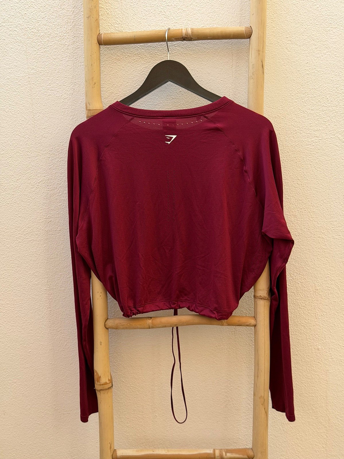 Gymshark burgundy drawstring athletic top, photo 3