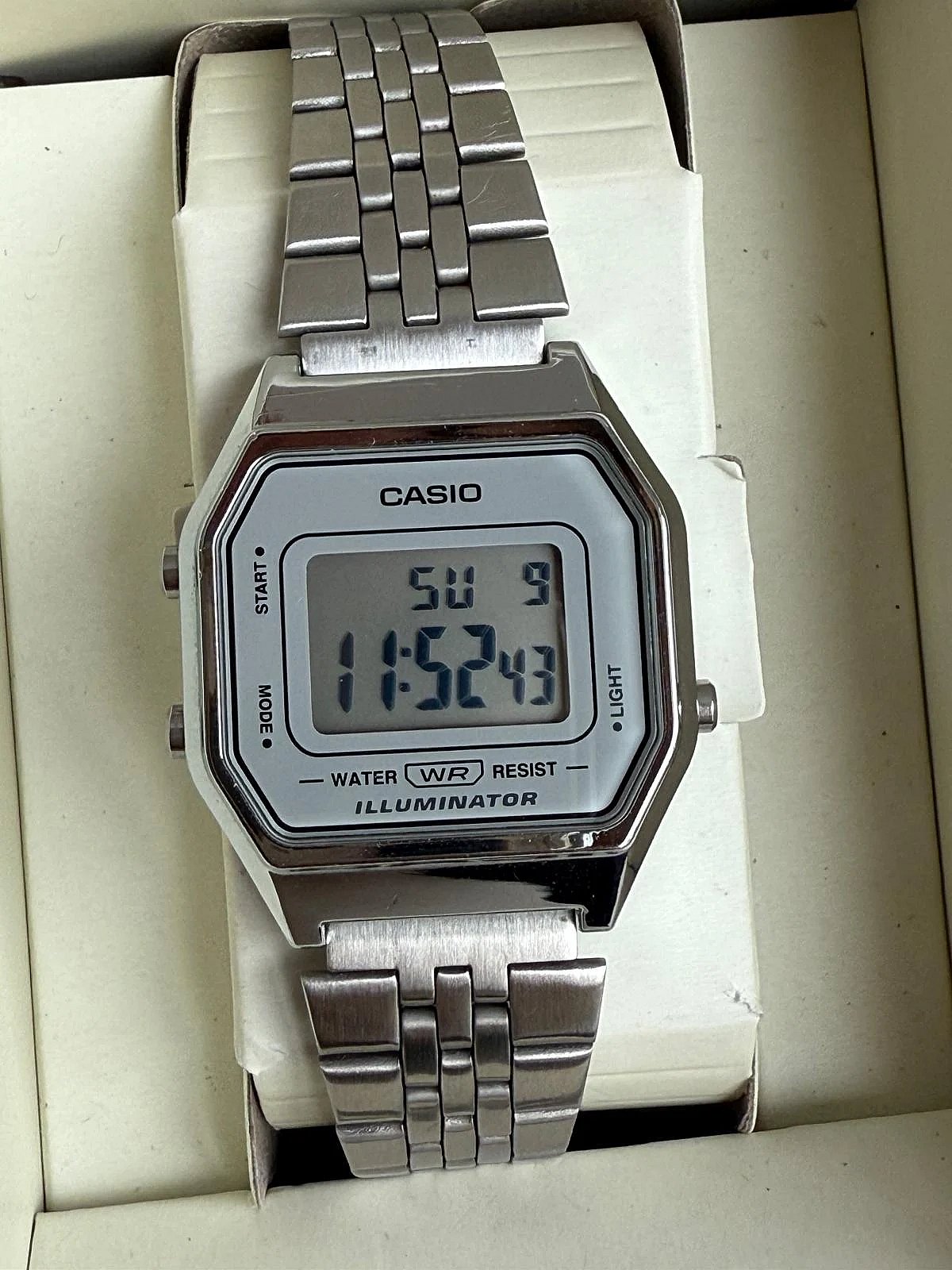 NEW WITH BOX - Casio Digital Silver Watch - photo 2