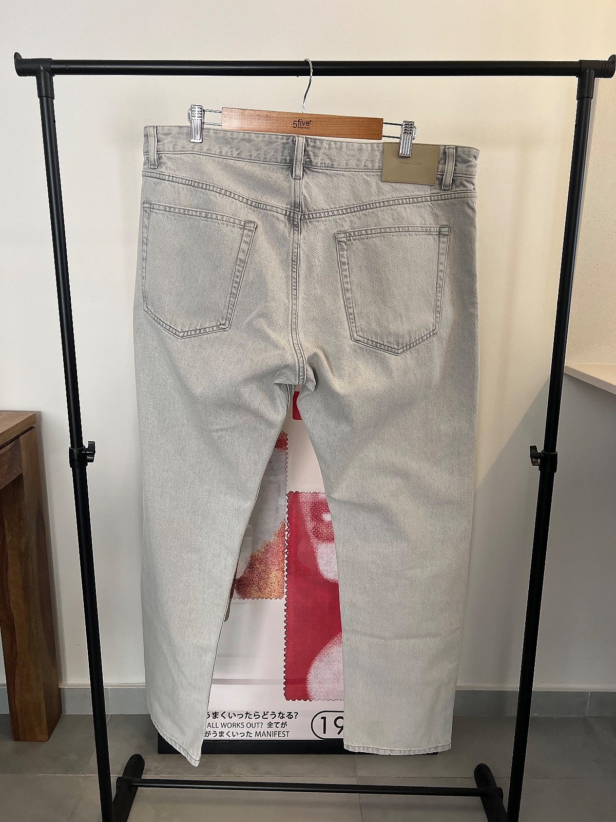 Massimo Dutti – Vaqueros de corte relajado | Gris claro | Talla EUR 46 / SIN USAR, foto 2