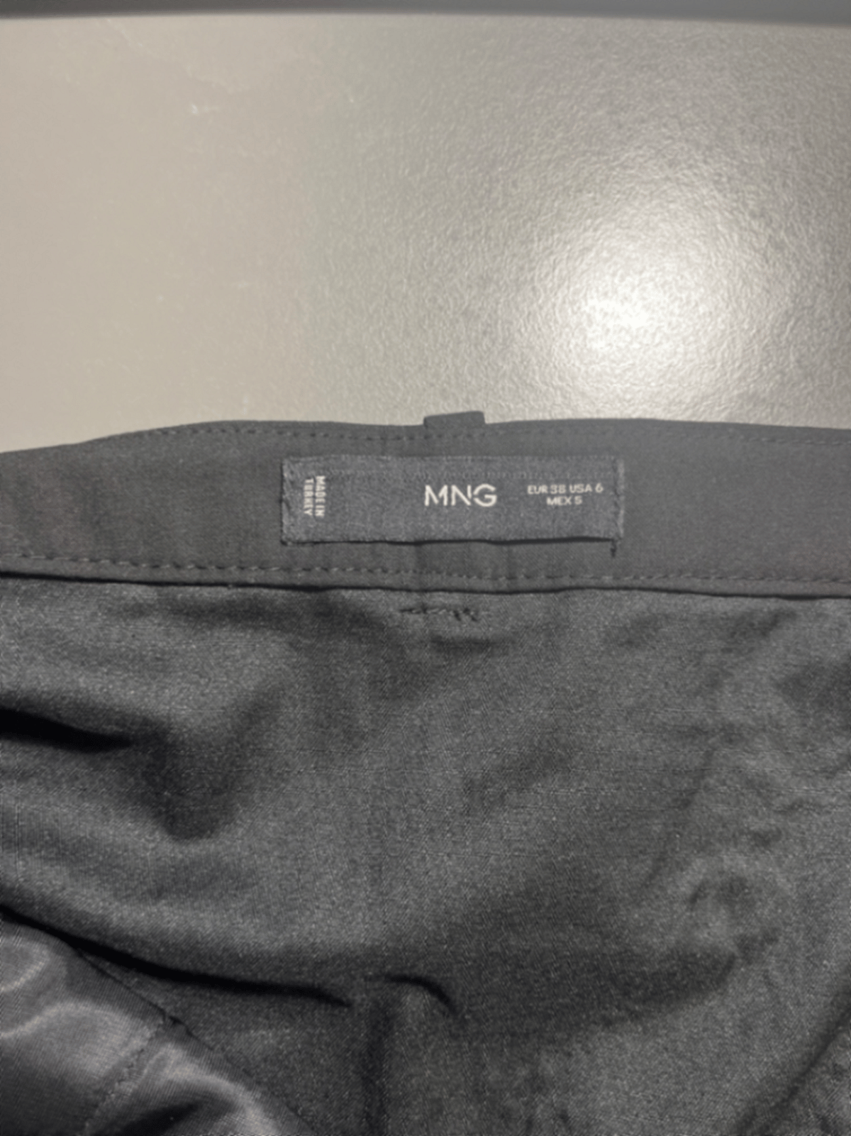 Black bubble Mango mini skirt, photo 2