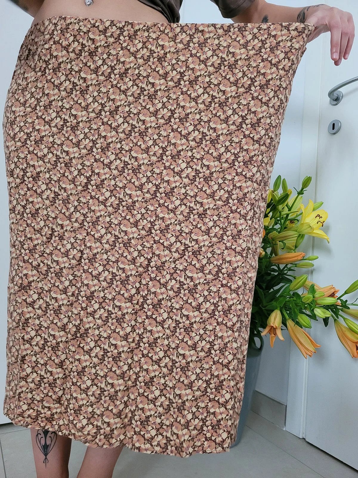 Floral stretchy maxi skirt - photo 4