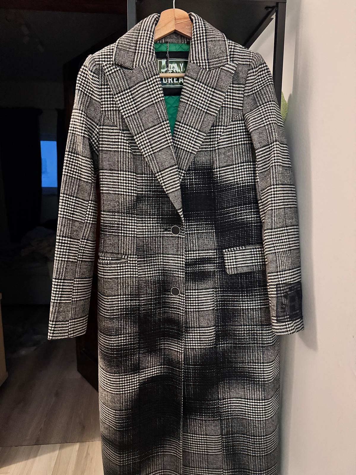 Guess coat, photo 2