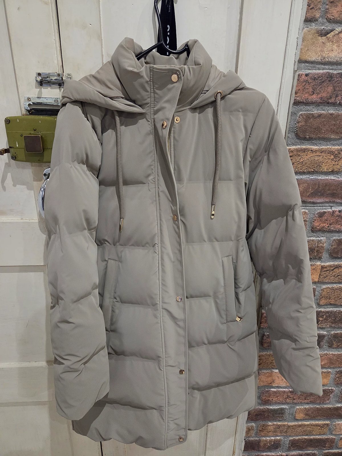 Zara hooded puffer coat beige, photo 4