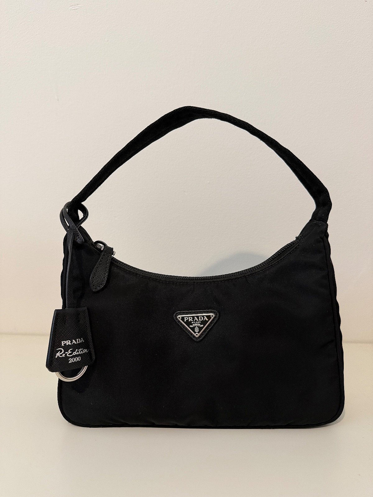 Prada Re-Edition 2000 Nylon Bag, photo 2