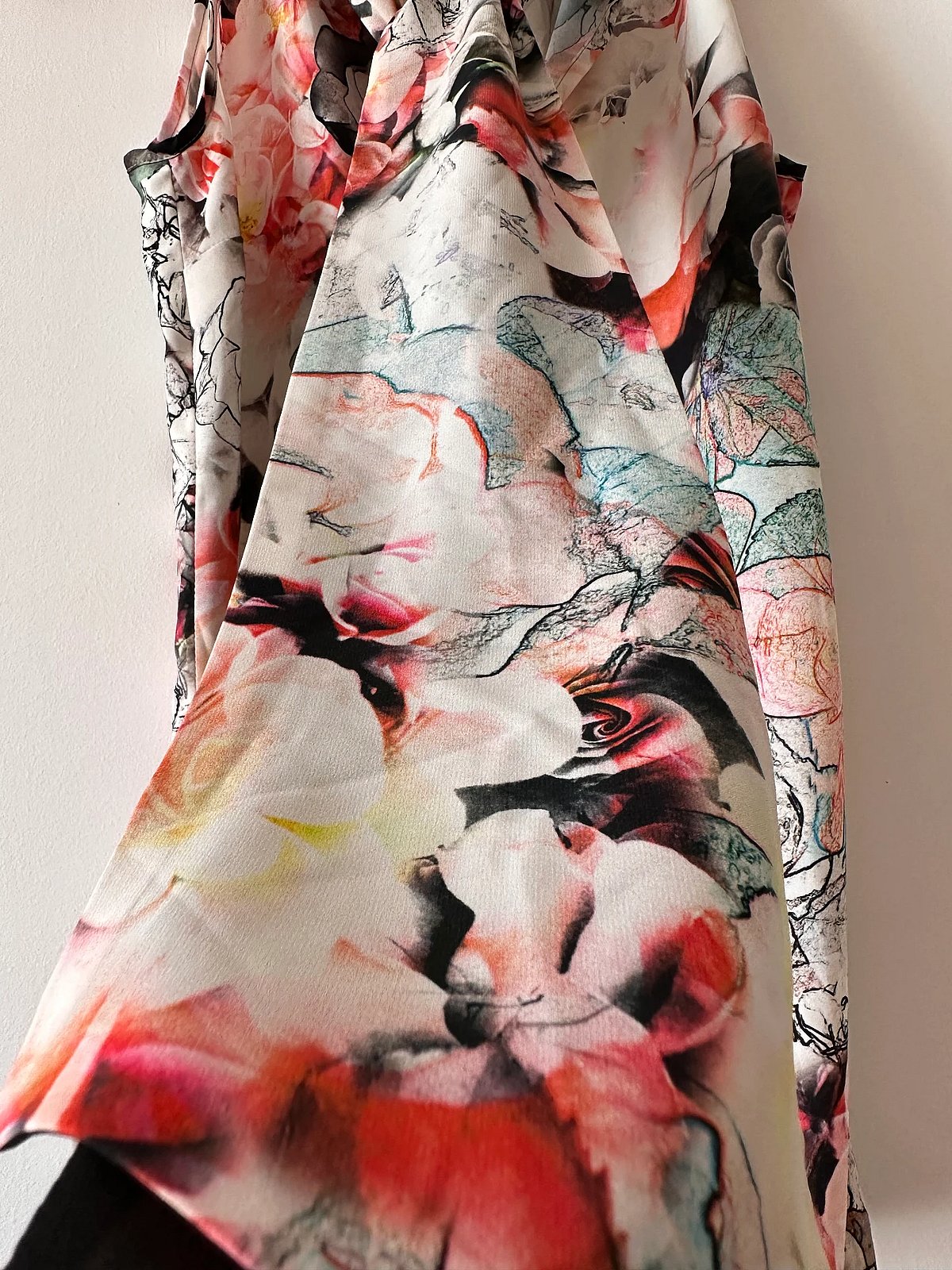 Guess Marciano Blouse with front tie, photo 5