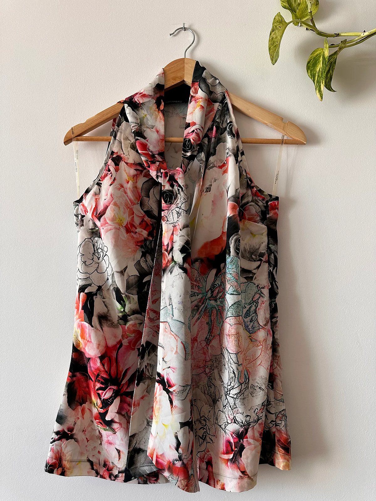 Guess Marciano Blouse with front tie, photo 6