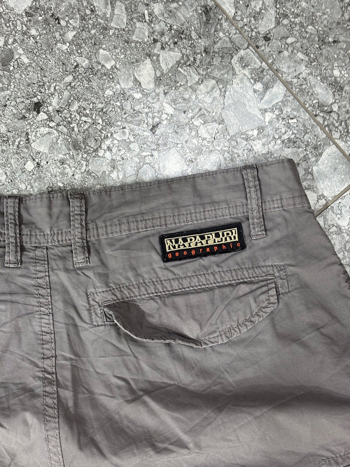 Napapijri grey cargo shorts - photo 6