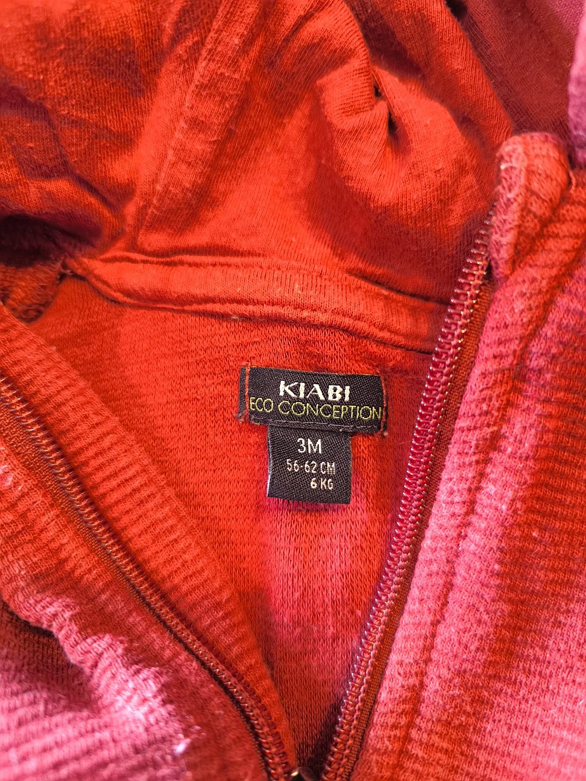 Red baby zip-up hoodie, photo 2