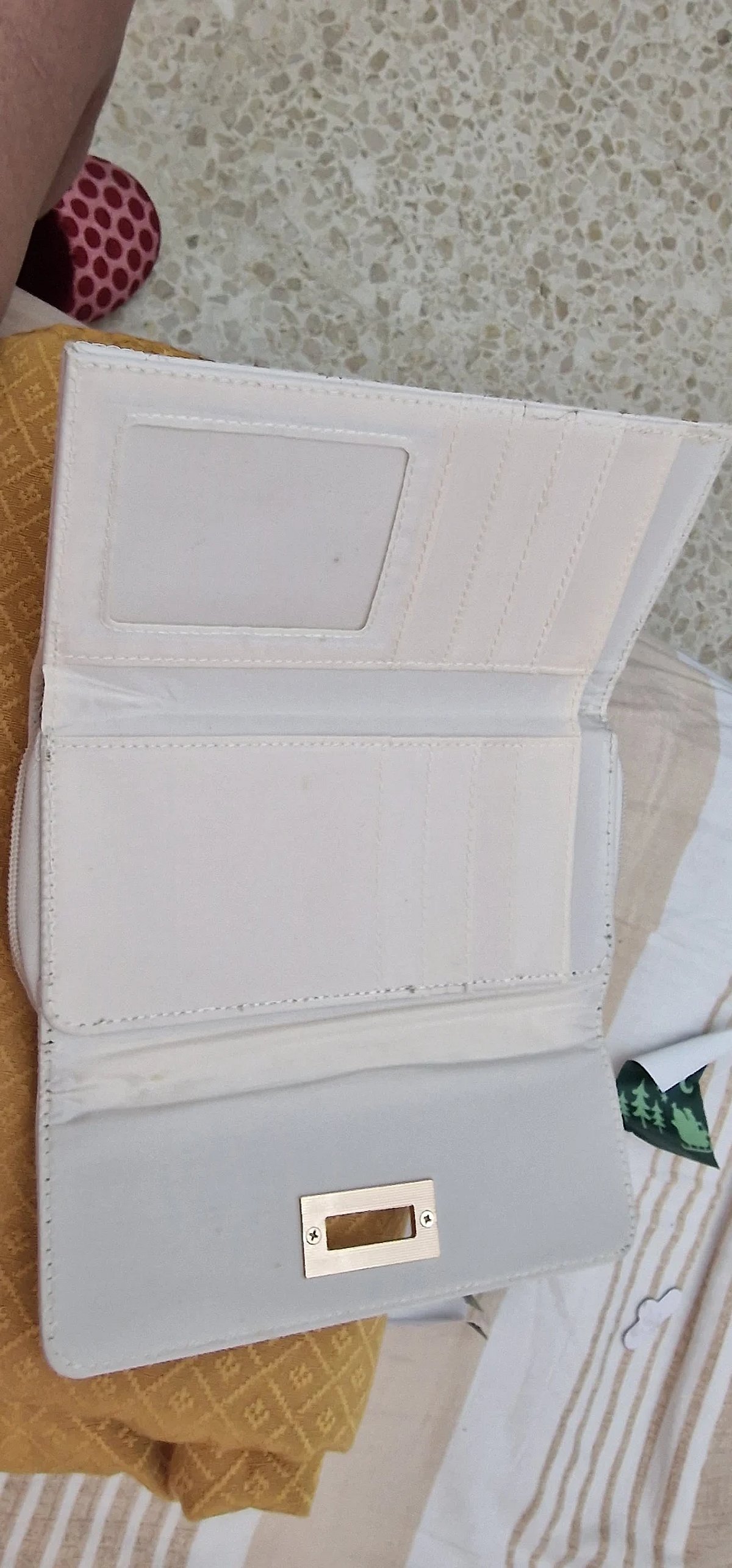 Quilted Faux Leather Twist Lock Wallet - photo 3