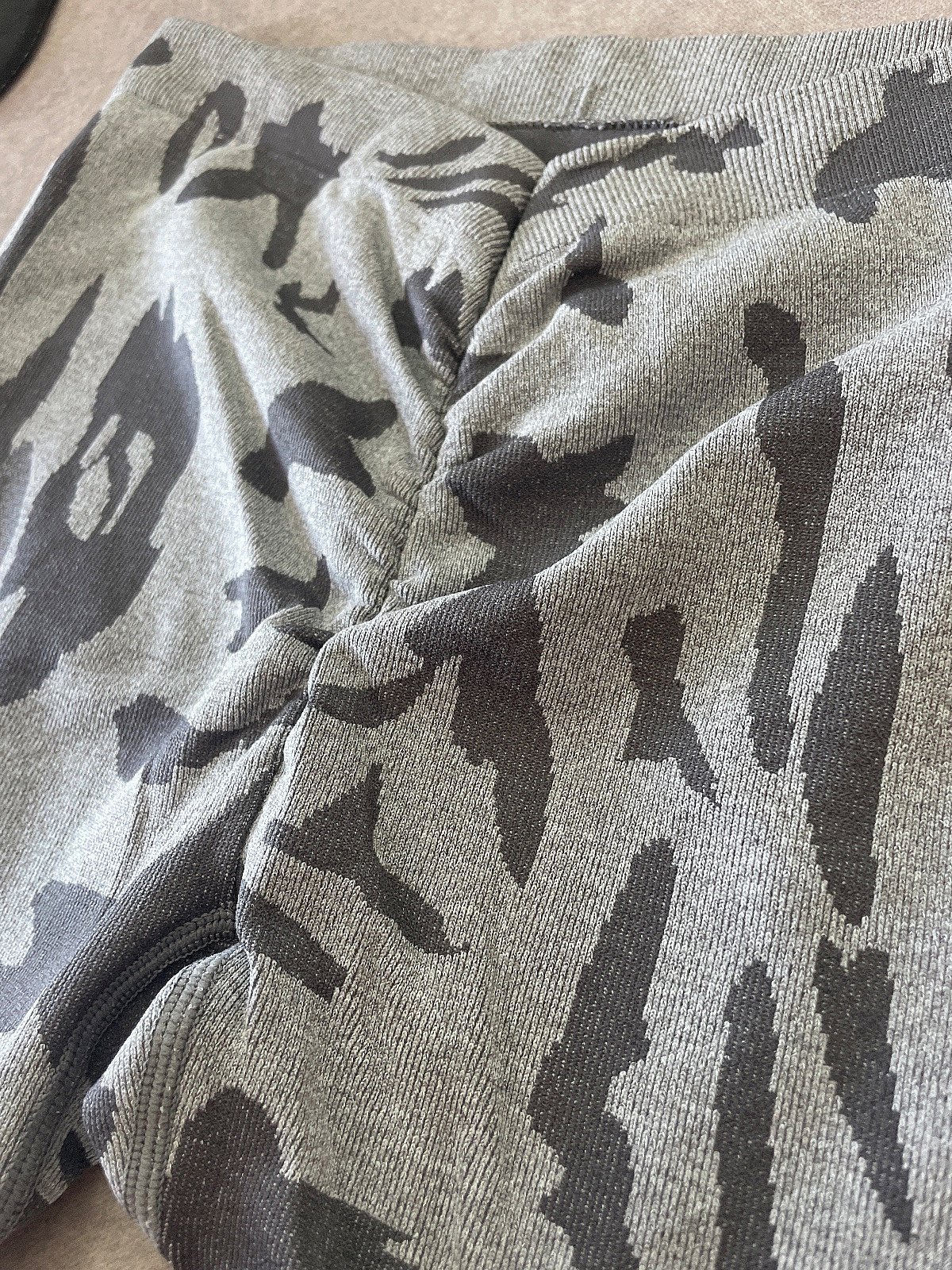 Grey camouflage ruched leggings, photo 3