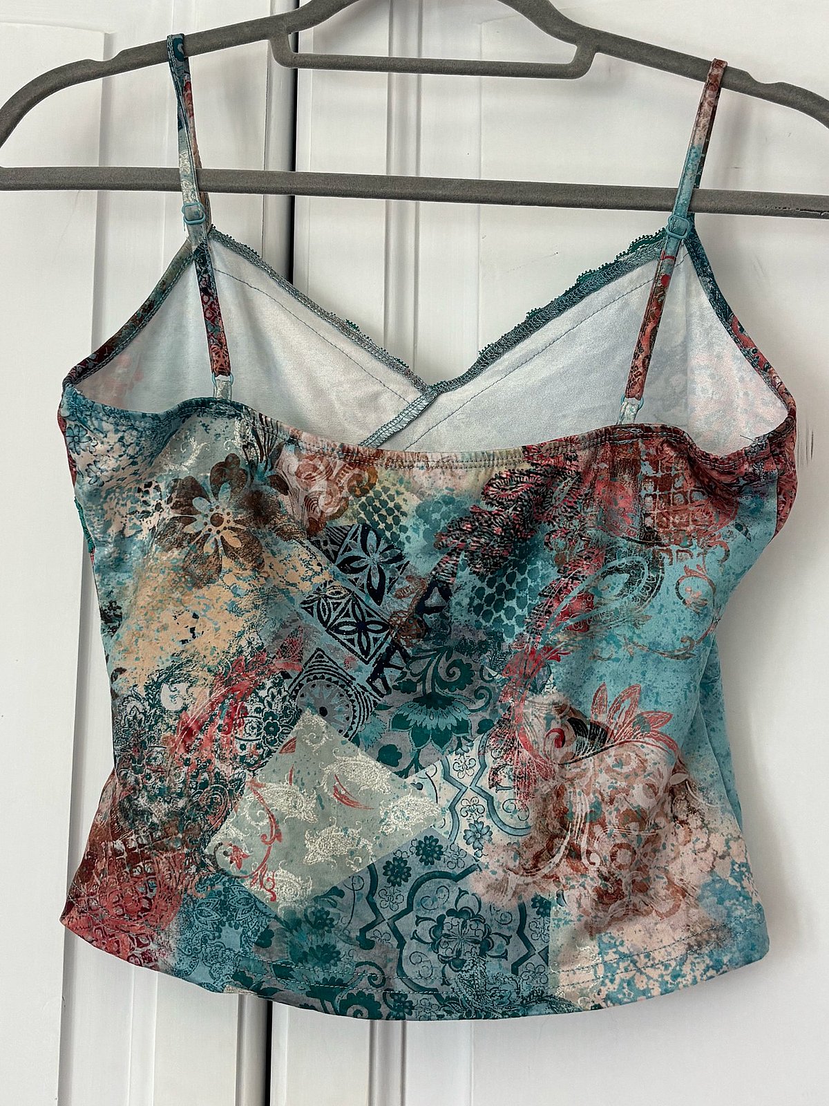 Patterned camisole with lace trim, photo 3