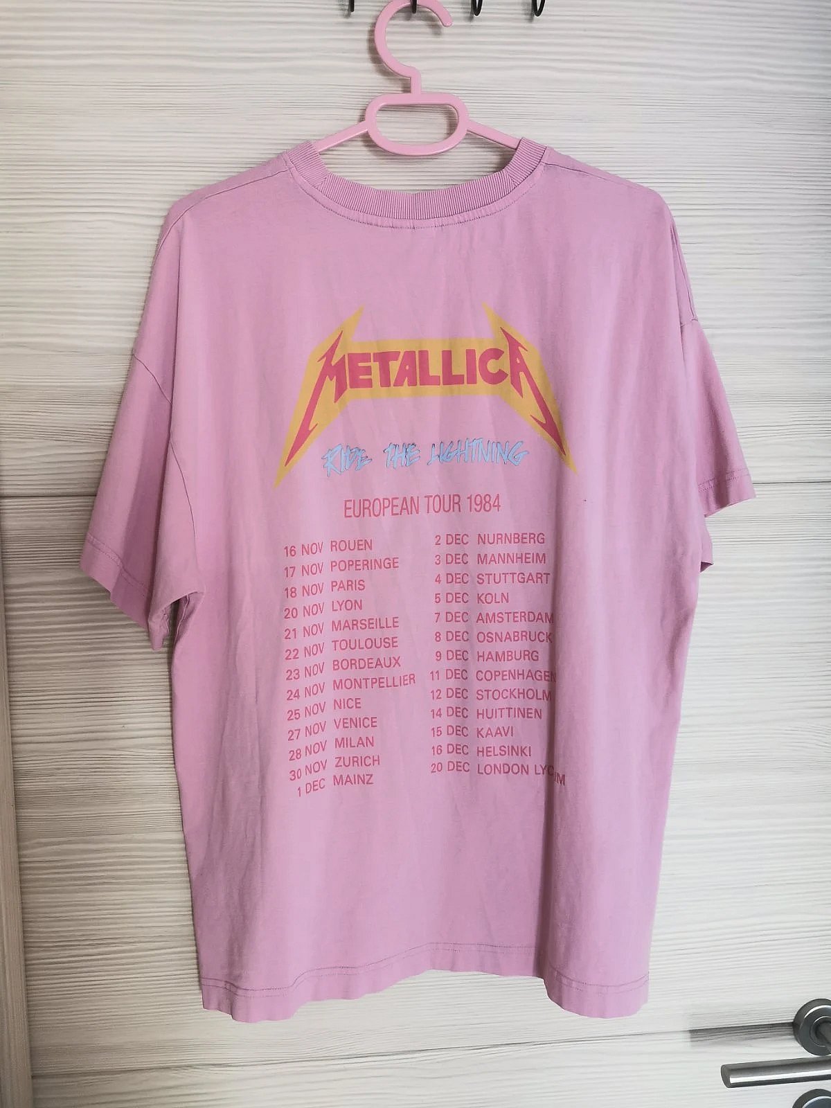 Powder pink Metallica T-shirt h&m size M - photo 2