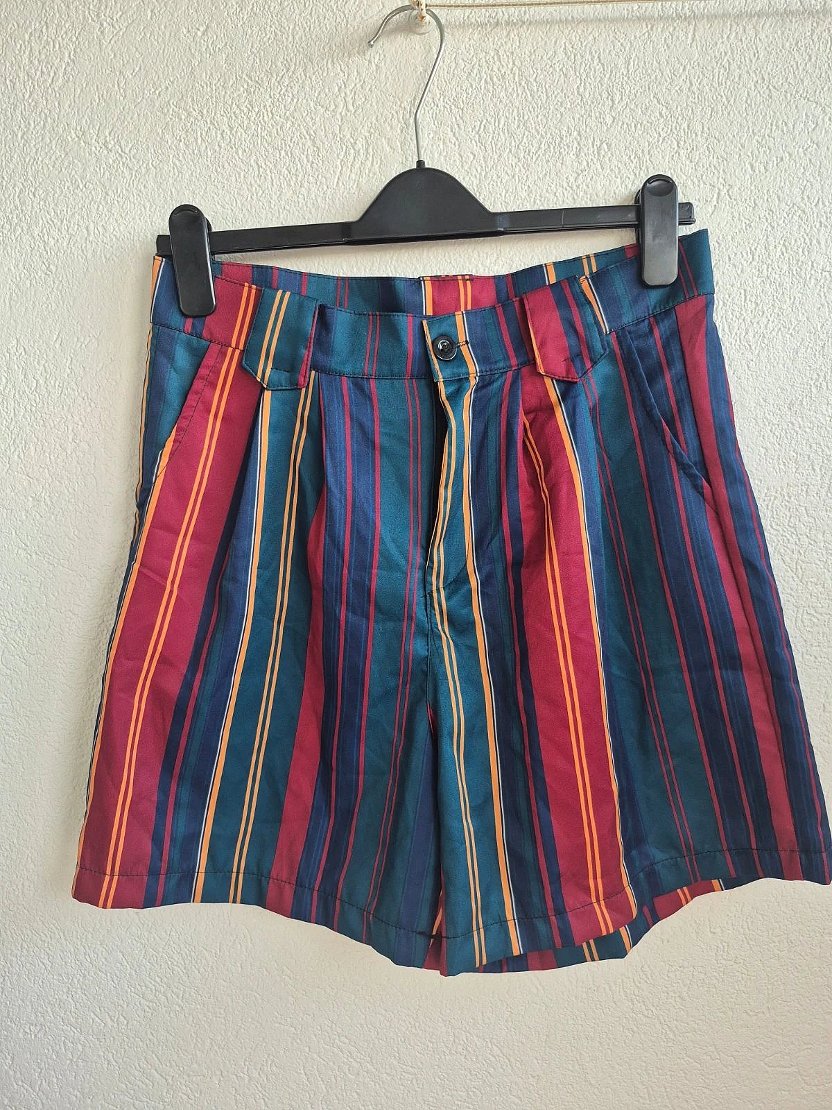 Striped high-waisted tailored shorts, photo 2