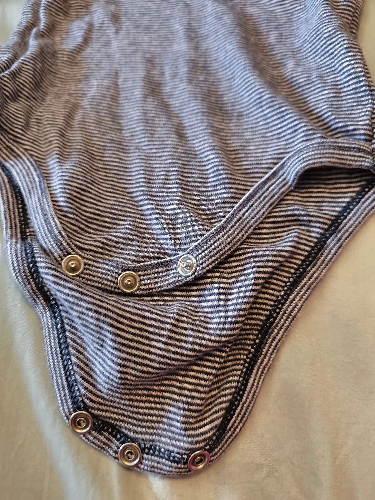 striped long-sleeve baby bodysuit, photo 2
