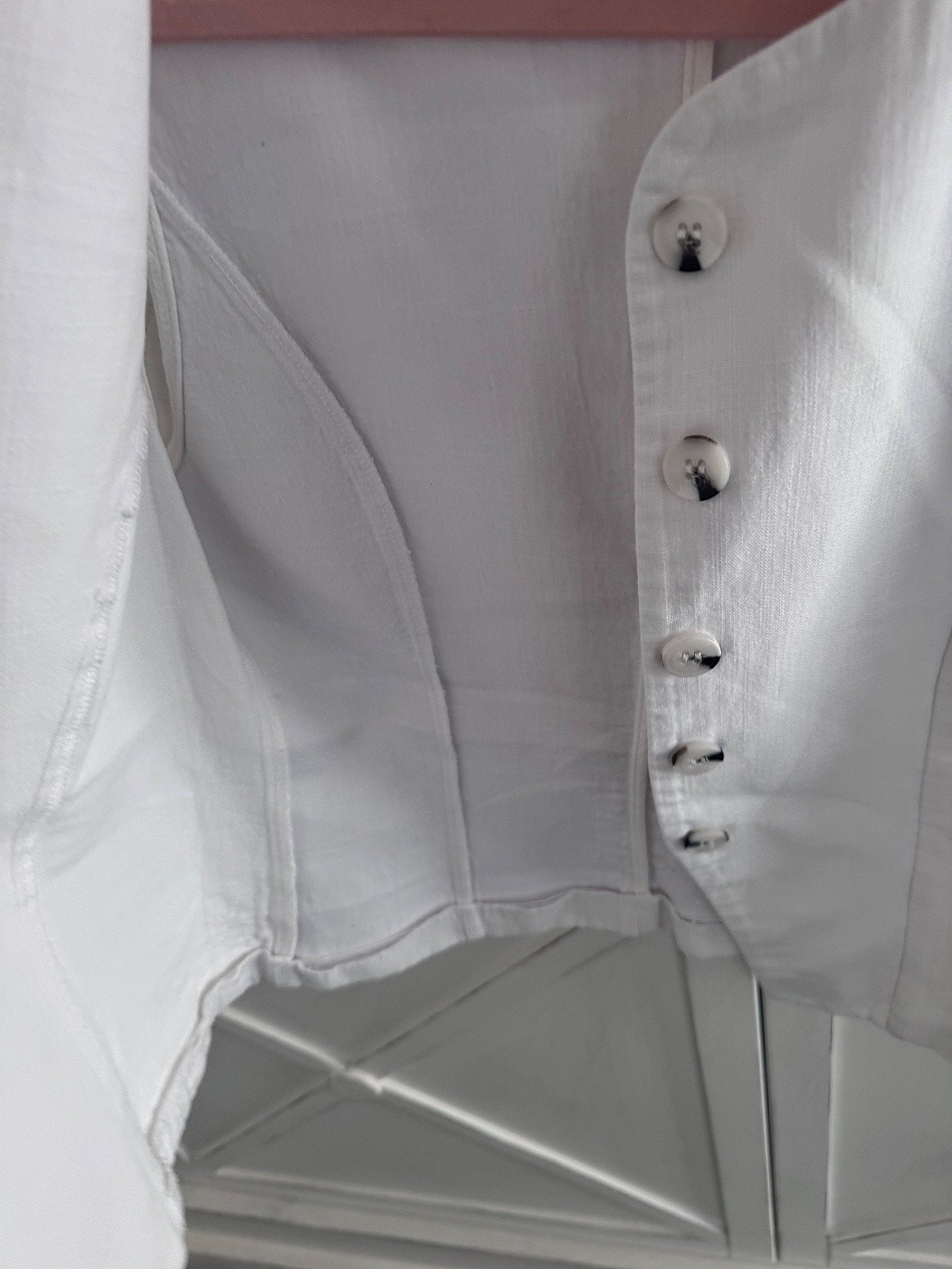 White linen-blend button waistcoat, photo 3