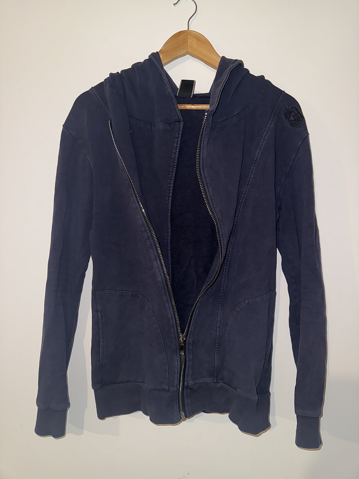 Vincit Victor Asymmetric Zip Hoodie, photo 2