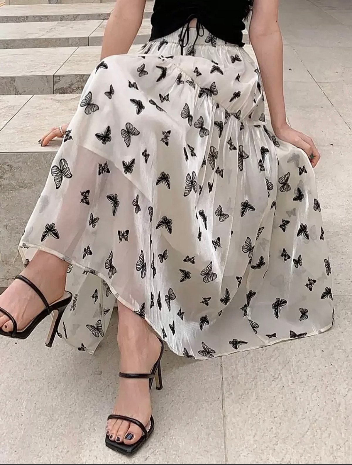 Falda transparente con forma de mariposa, foto 2