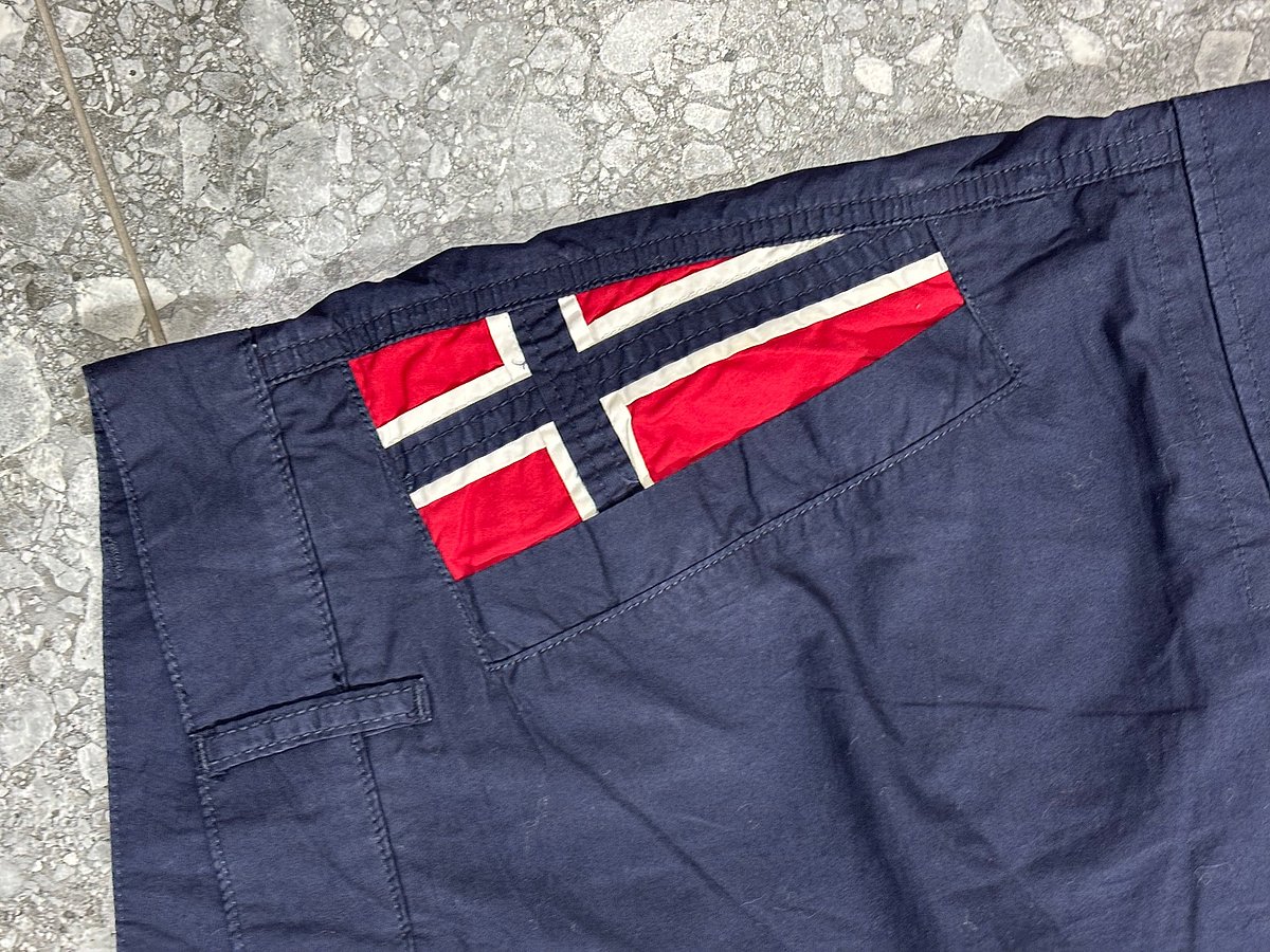 Napapijri Navy Cargo Shorts - photo 2