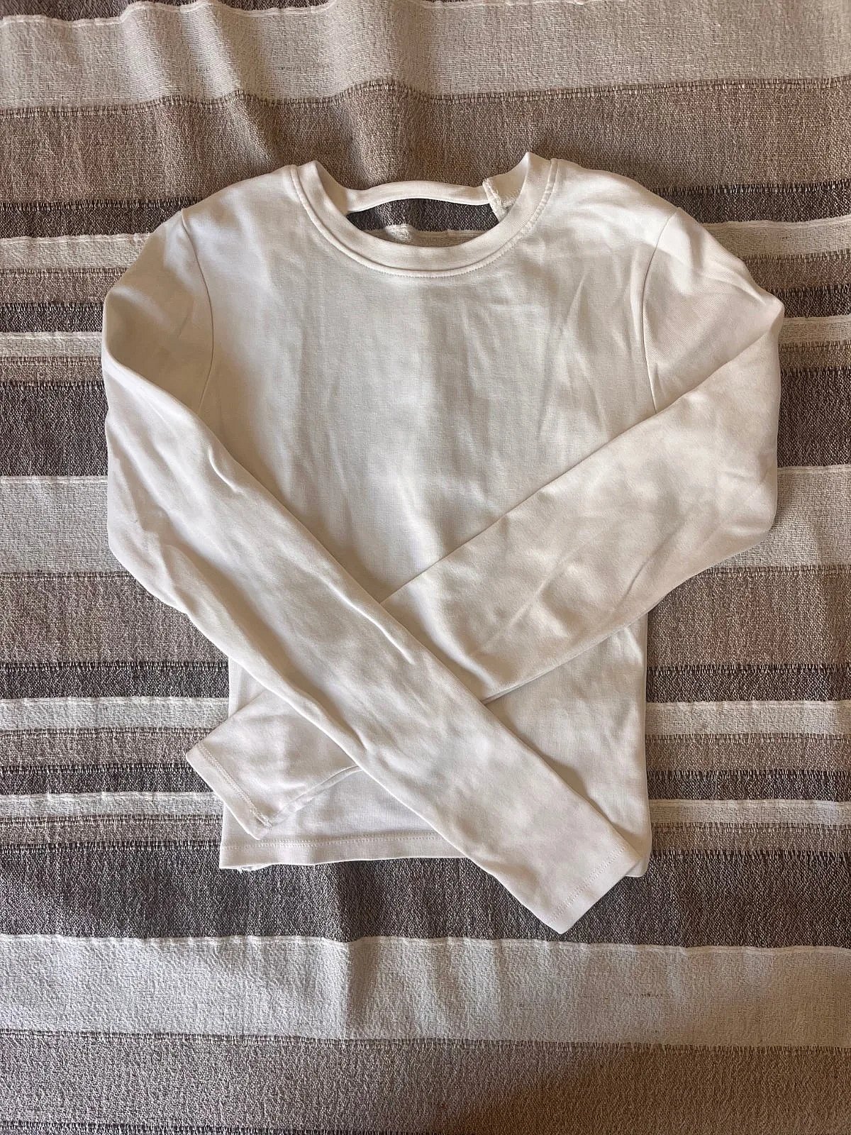 White ZARA long sleeve top with open back, photo 2