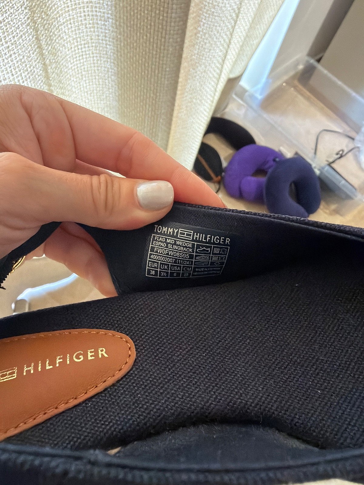 Tommy Hilfiger navy wedge sandals - photo 3