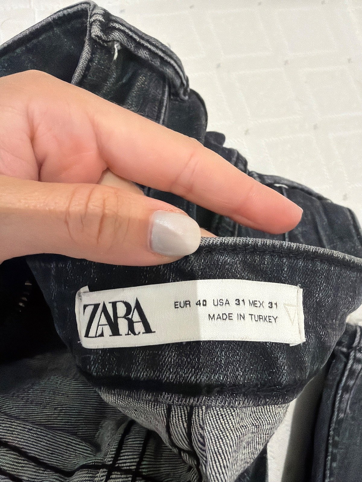 Zara Distressed Black Skinny Jeans - photo 2