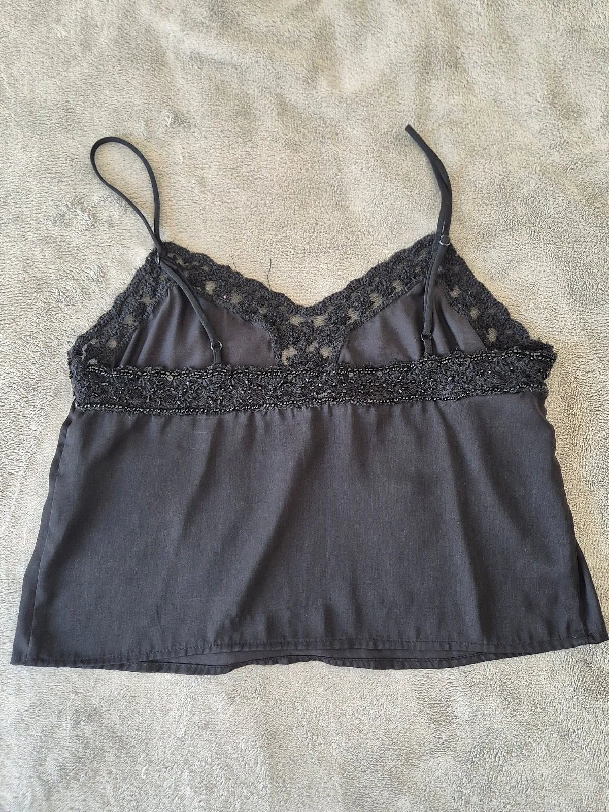 Top a spalline con perline / Top corto Bershka, foto 3
