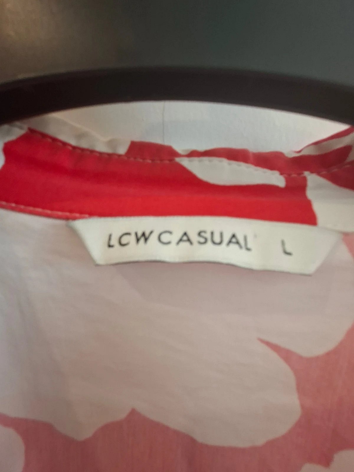 Red and white floral dress, photo 3