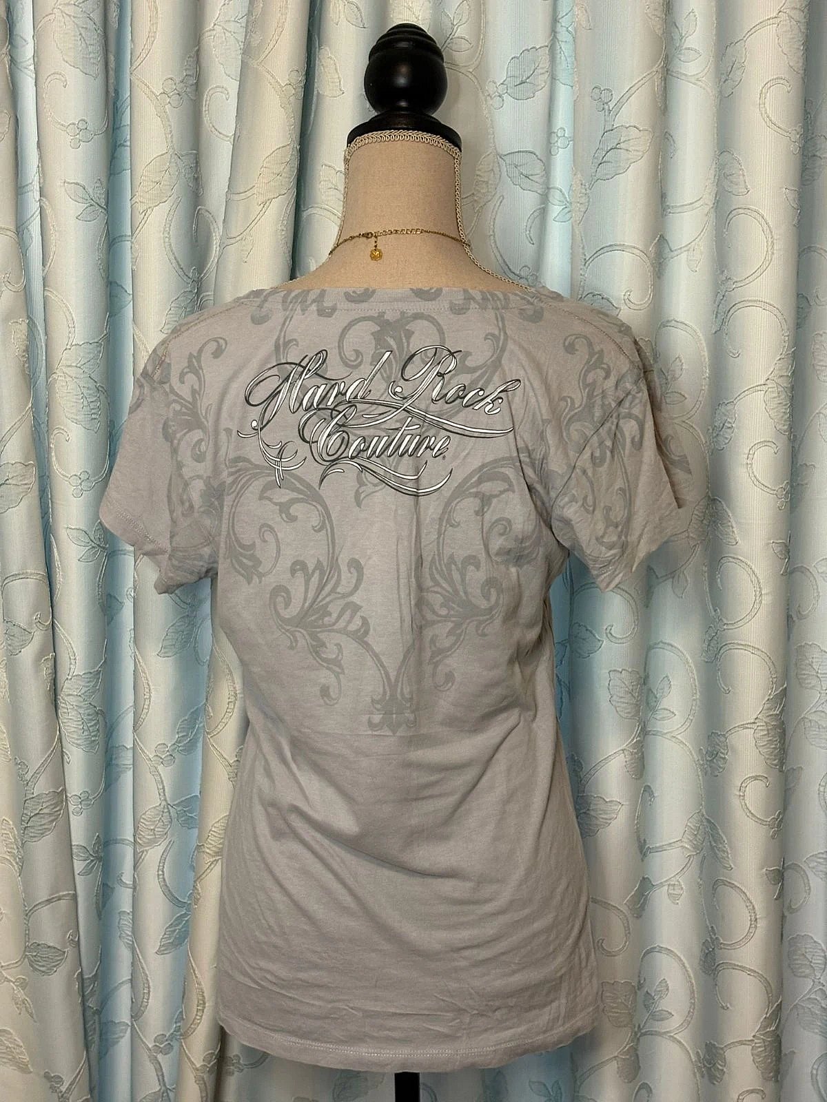 Hard Rock Cafe Shirt Y2K, photo 2