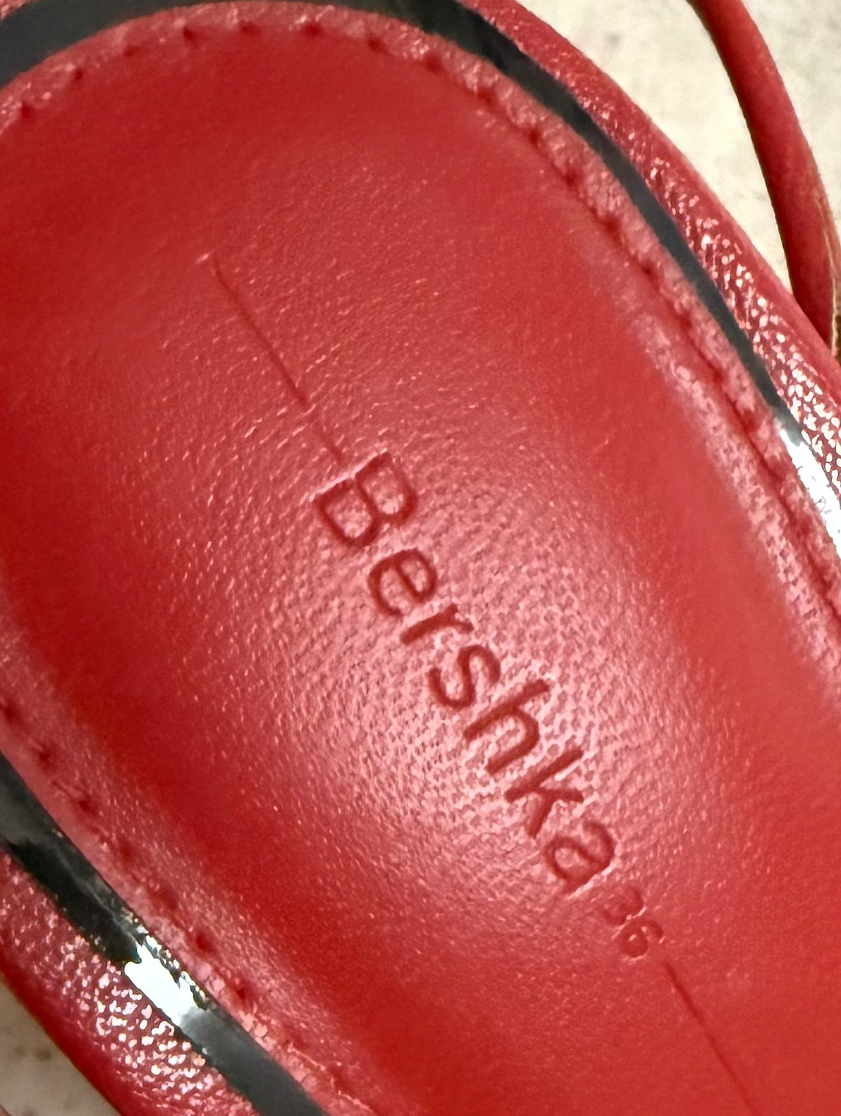 Bershka Red strappy block heels, photo 3