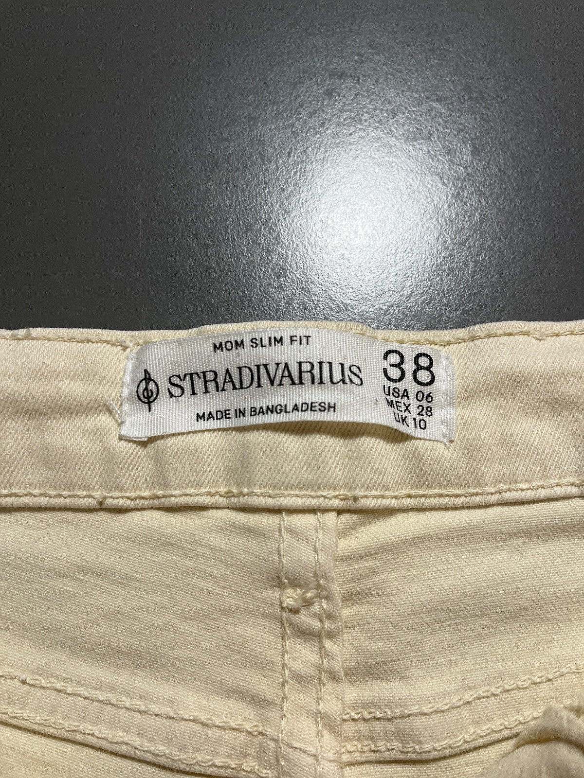 Cream denim rolled hem shorts, photo 2