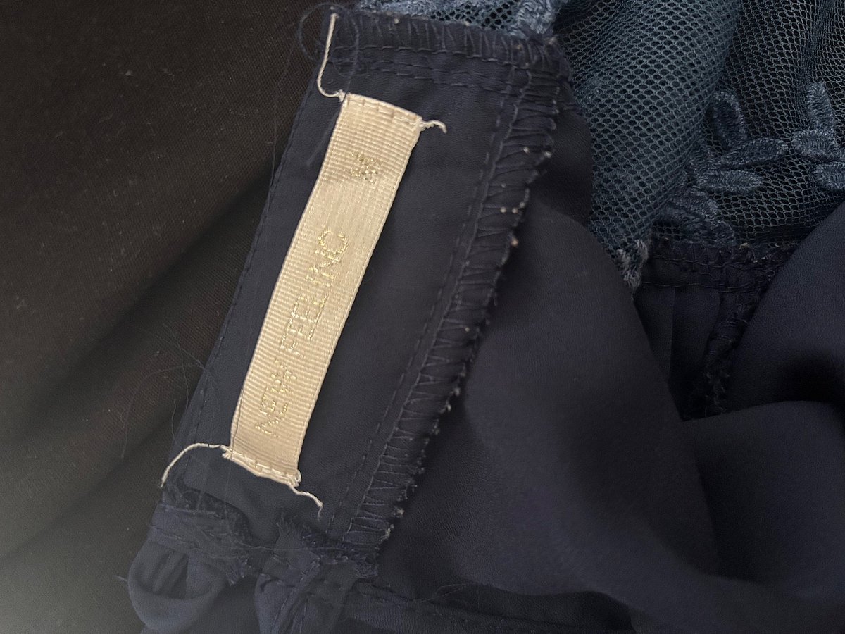 Navy embroidered mesh panel top, photo 4
