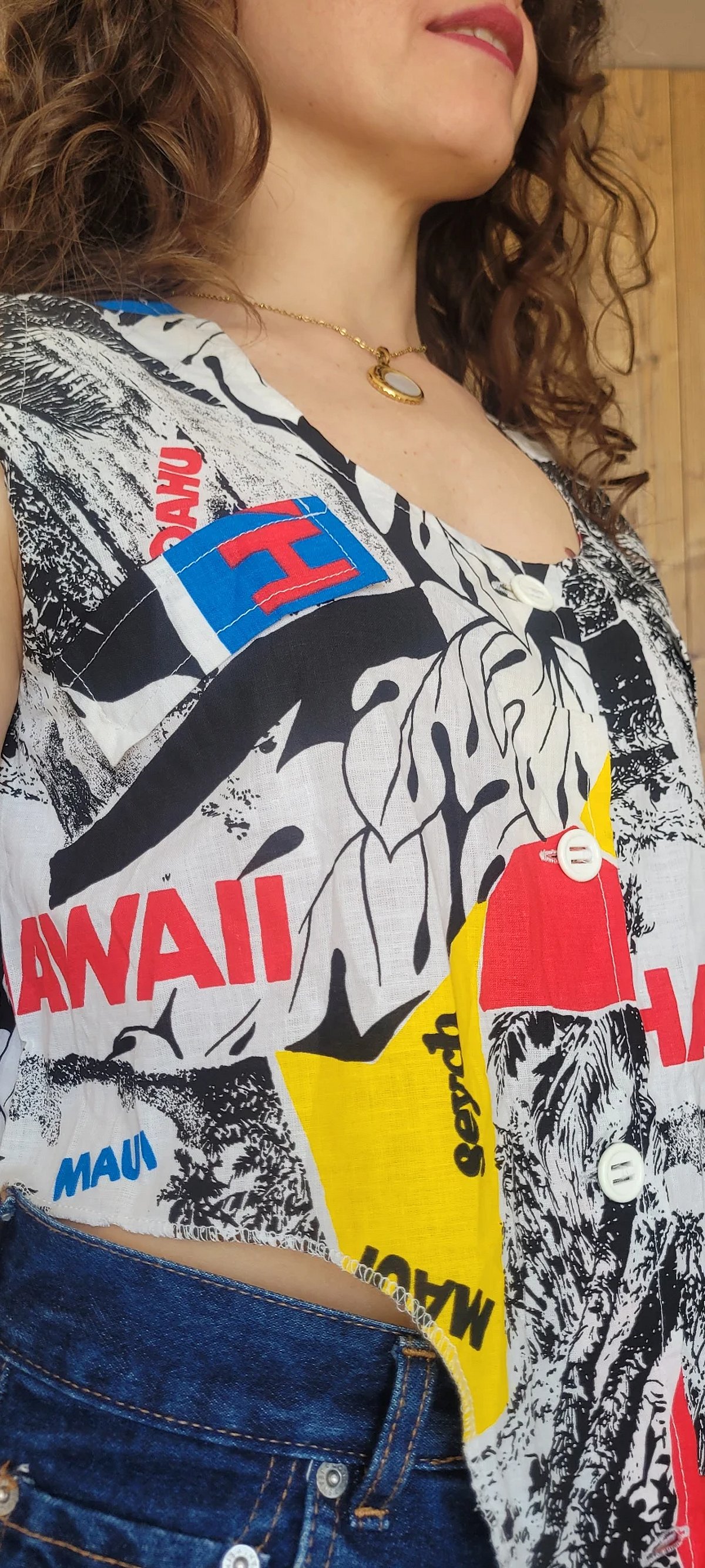 Graphic Print Cropped Sleeveless Top, photo 2
