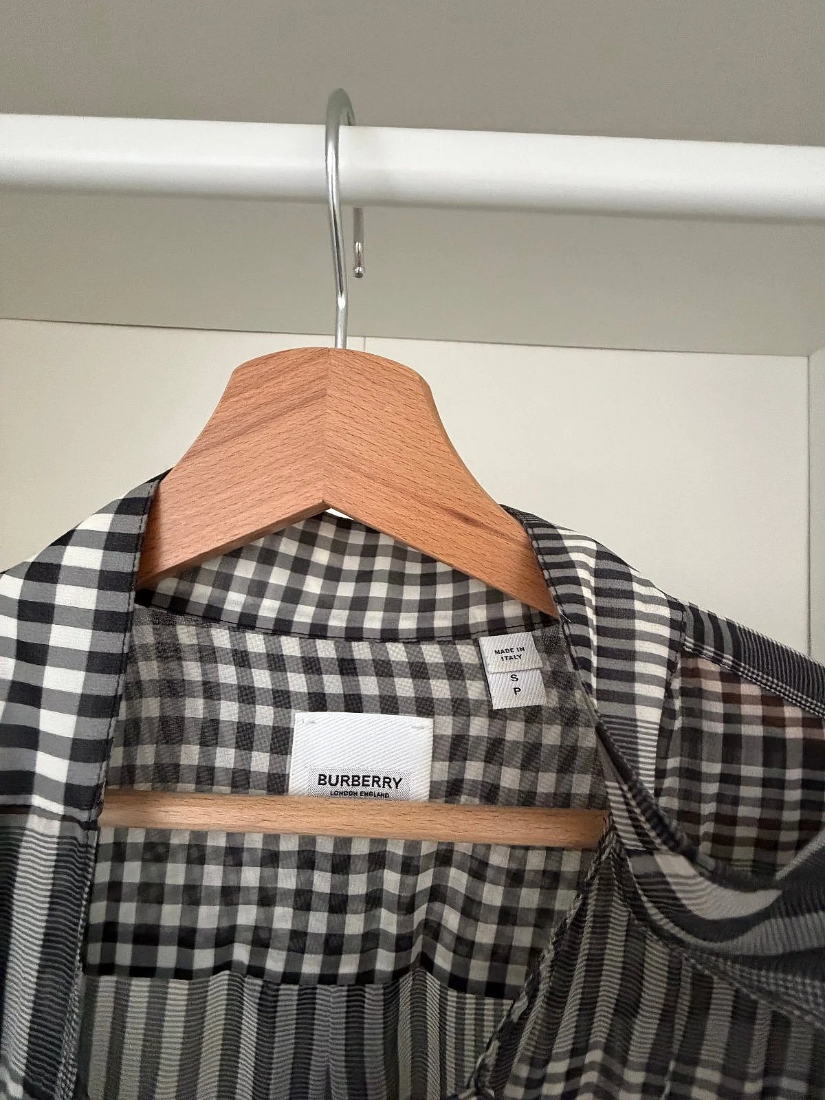 Burberry London England 100% Silk Check Shirt – Made in Italy – Size S (M ok) - photo 2