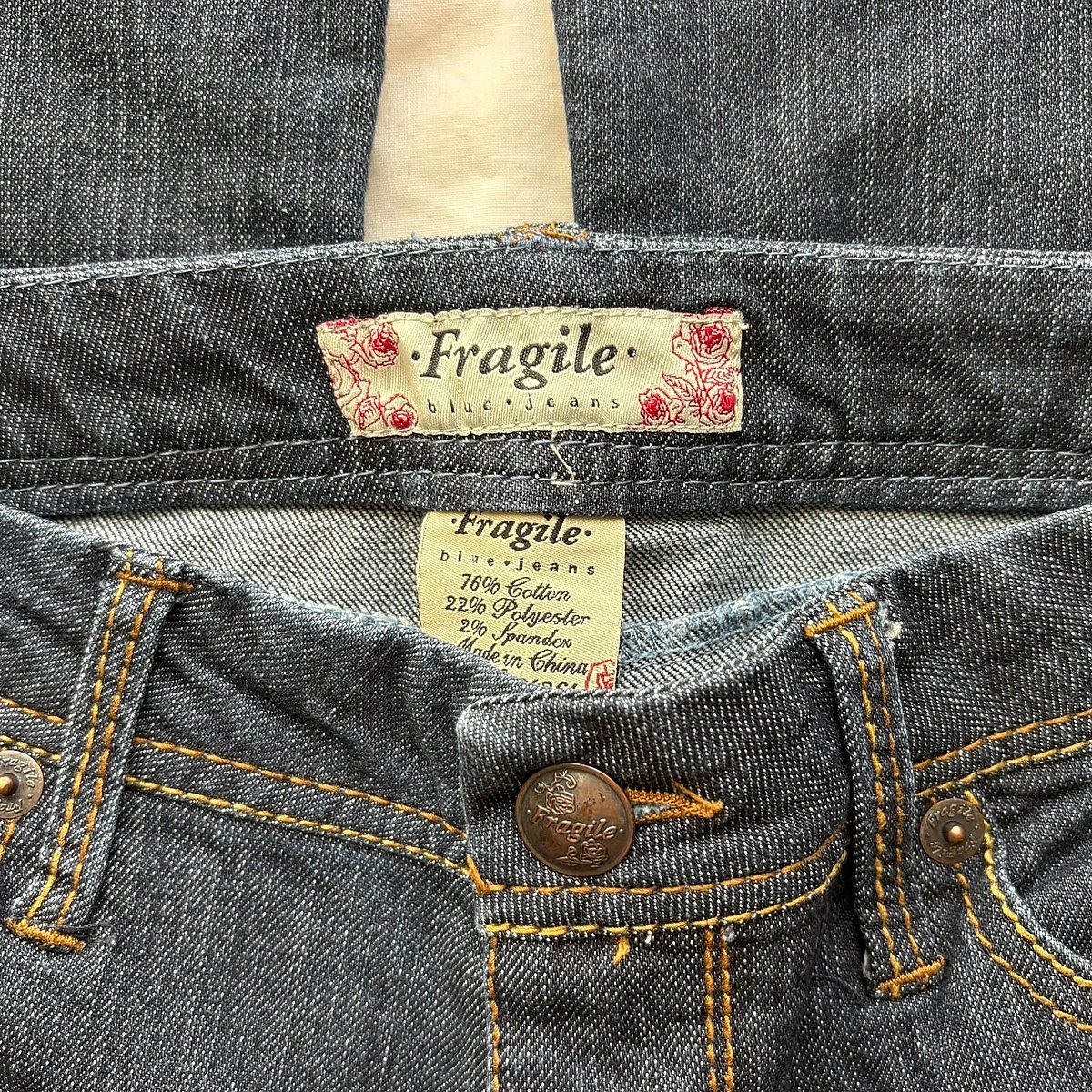 Fragile Jeans Y2K, photo 3