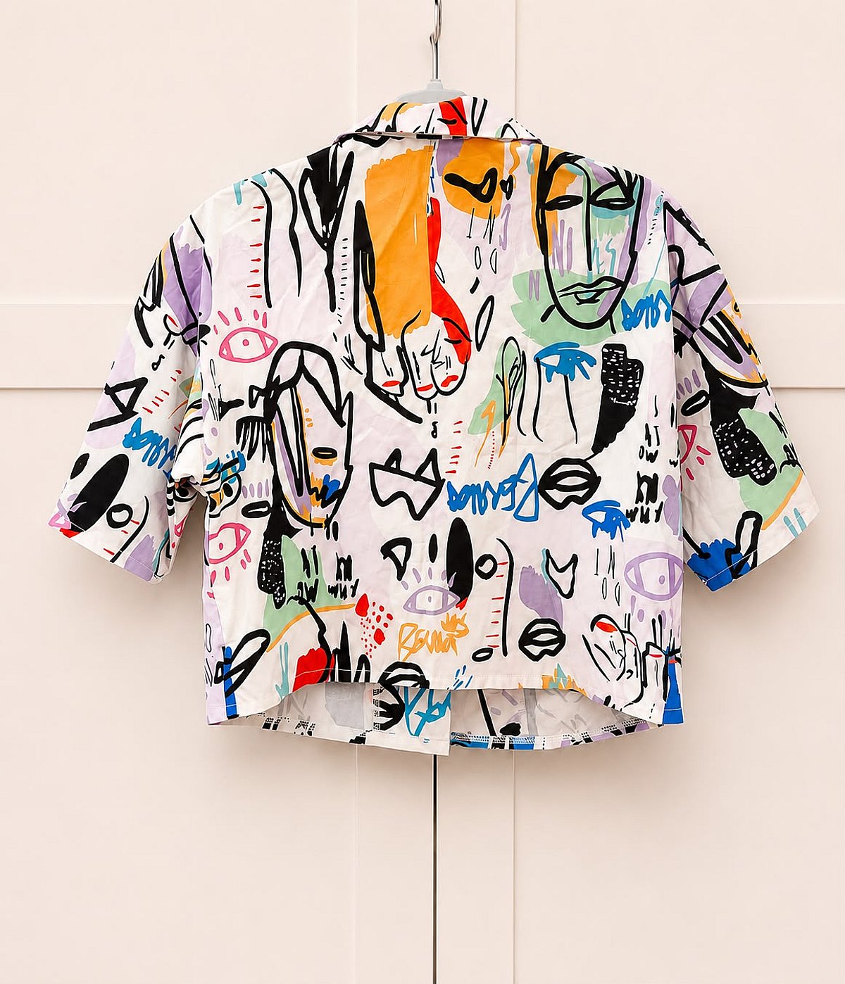 Abstract graffiti print button-up shirt, photo 2