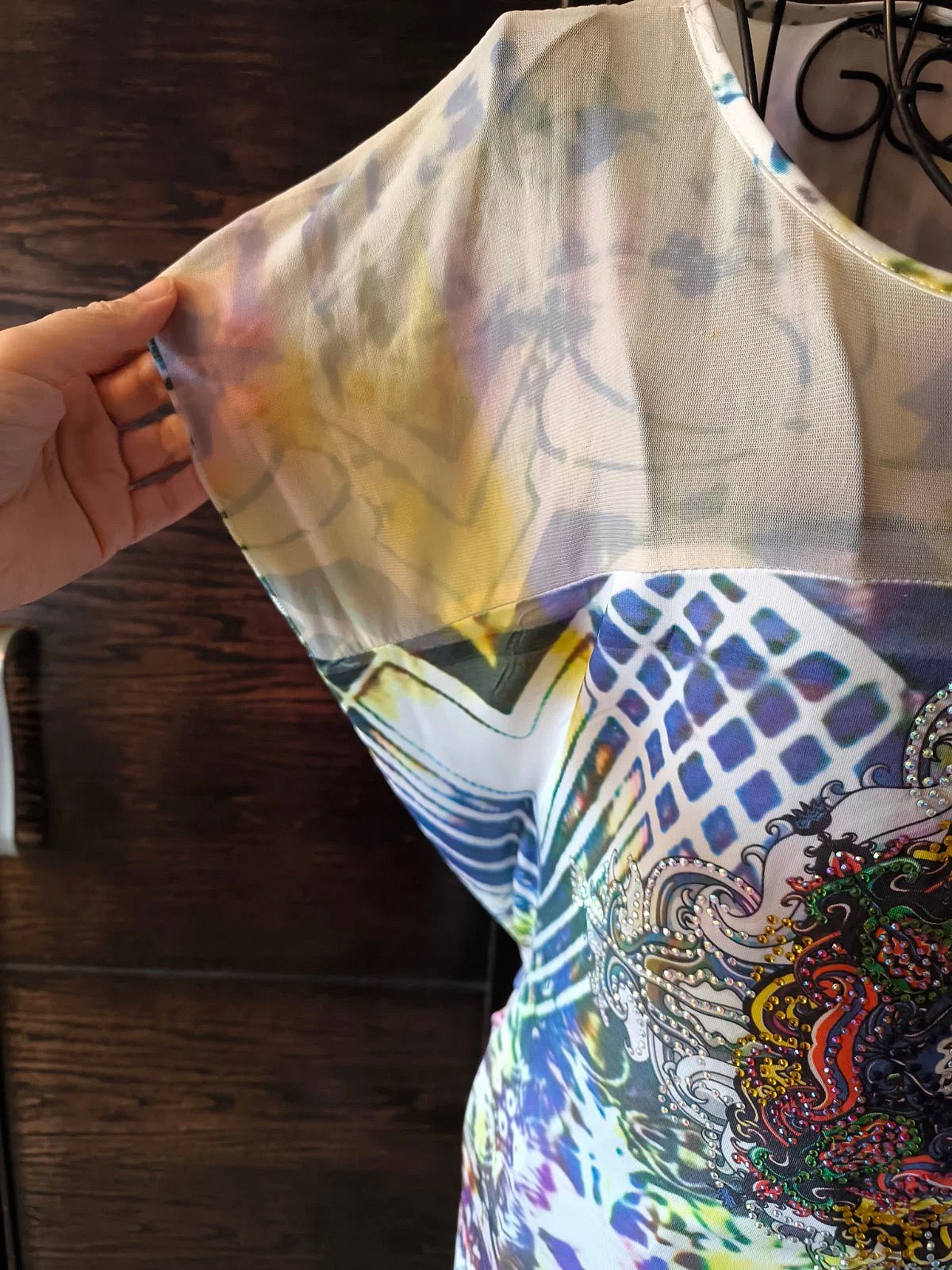 Túnica con estampado multicolor y adornos, foto 3