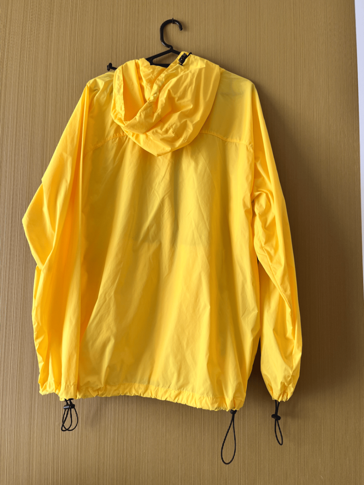 Yellow Hooded Jacket, photo 2