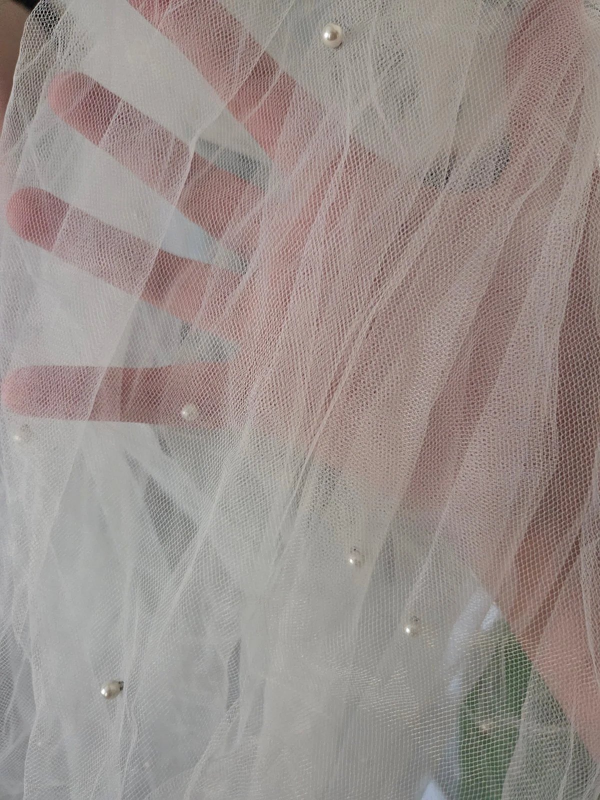  Short Pearl Embellished Bridal Veil, photo 2