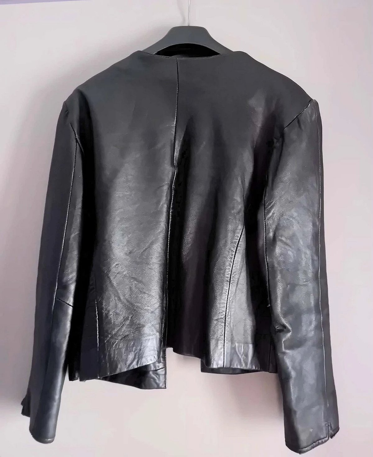 Black leather collarless jacket, photo 2