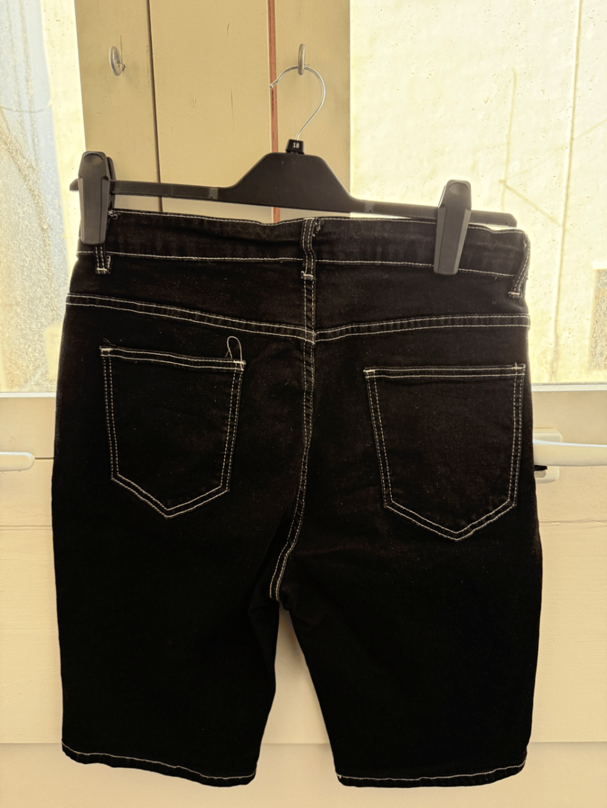 Black Denim Knee Length Shorts, photo 2