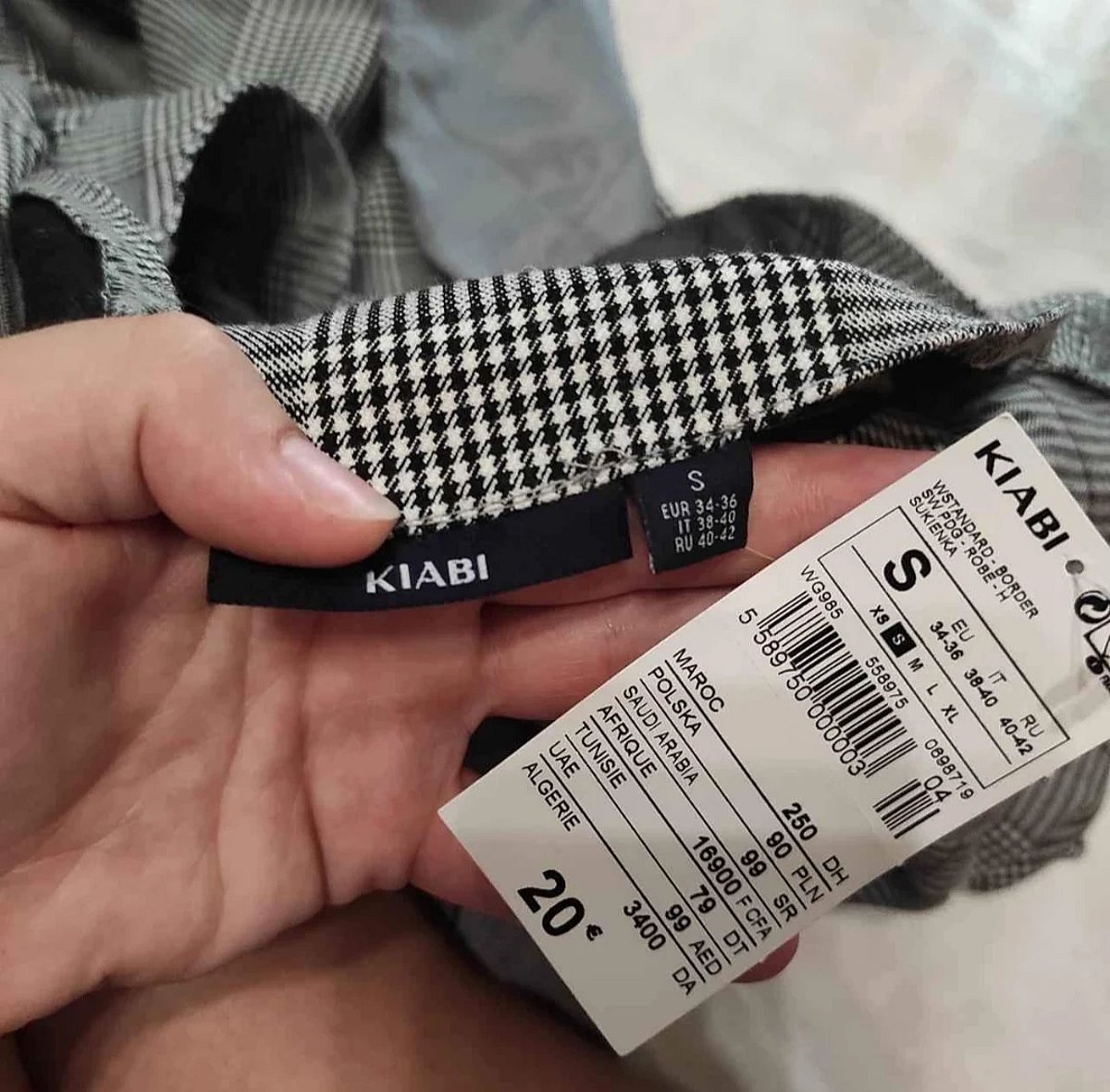 Checked V‑neck Dress, photo 2