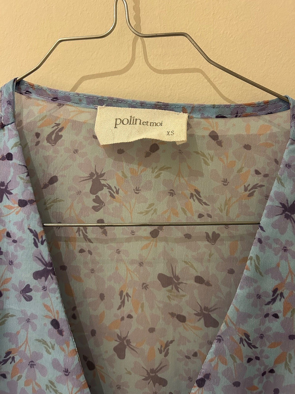 Floral V-neck frilled blouse, photo 3