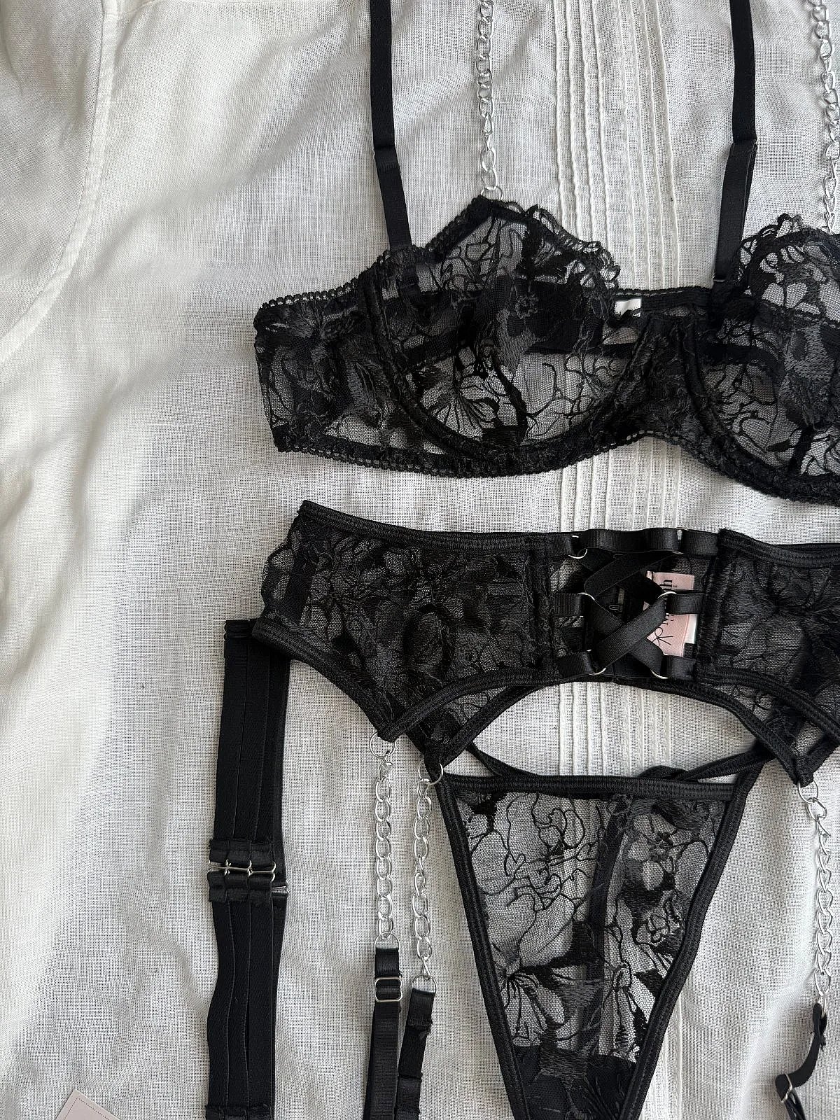 Set di lingerie Dark Fantasy, foto 2