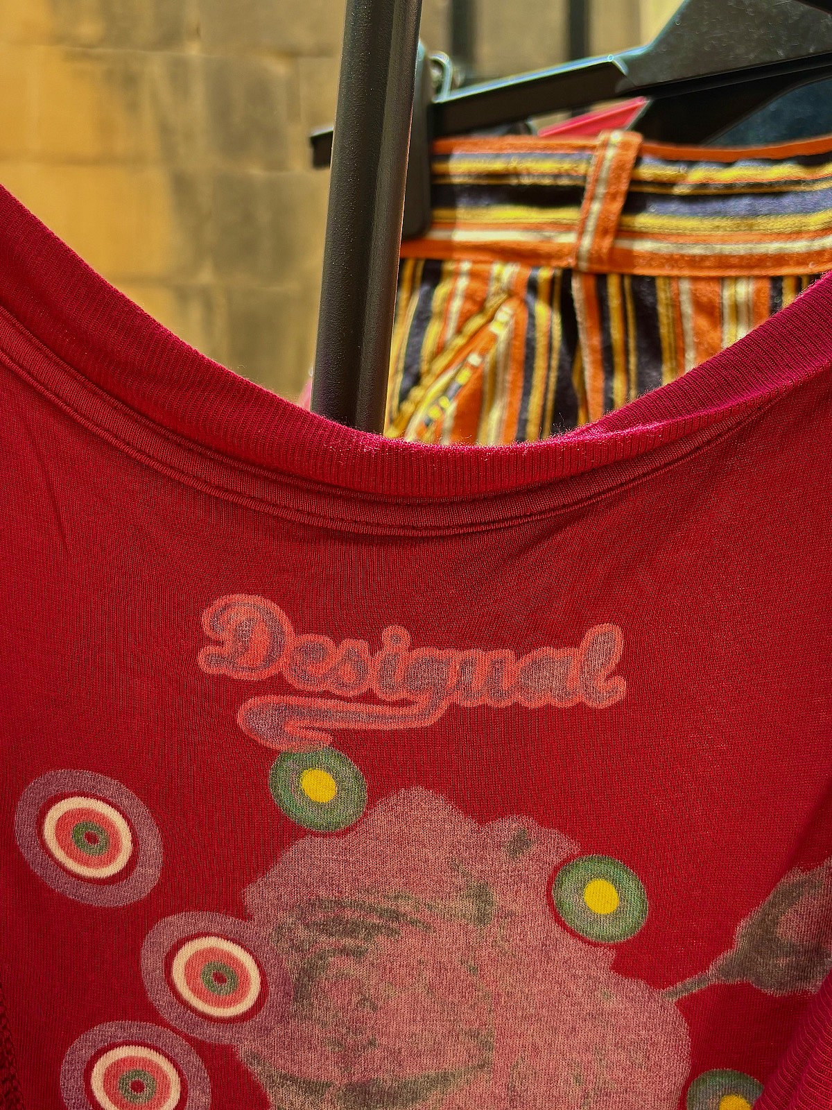 Abito rosa con motivi vivaci Desigual dei primi anni 2000, foto 3