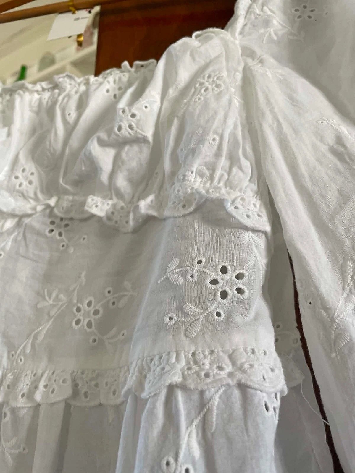 White blouse, photo 3